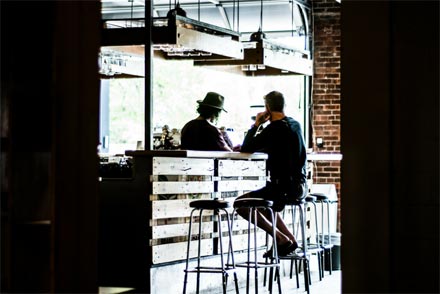 Background music for bars & pubs